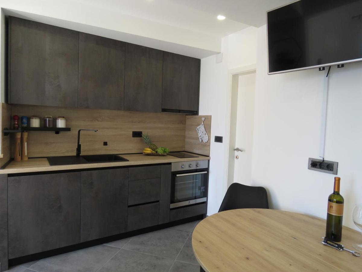 מליני Nevera Apartment מראה חיצוני תמונה